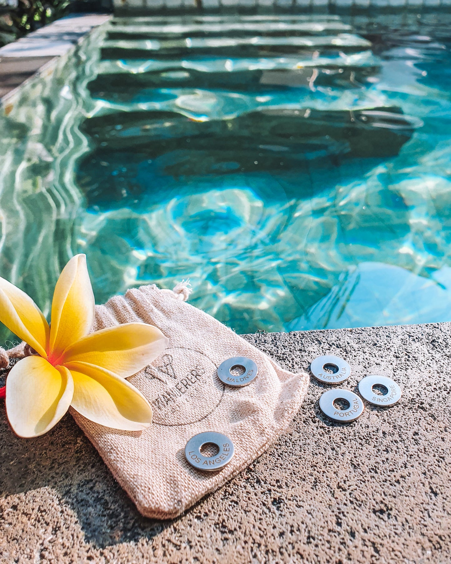 Starter Bundle - necklace + 10 country tokens